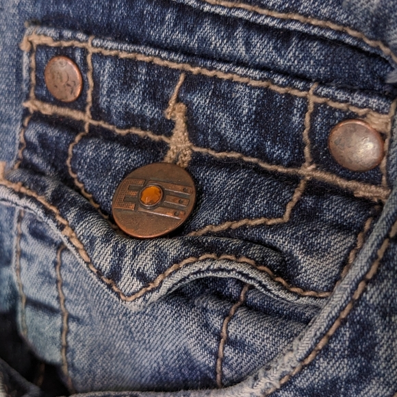 Ethyl acid wash denim with copper and sapphire details - Picture 5 of 9